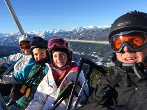 selfie in de lift met vier